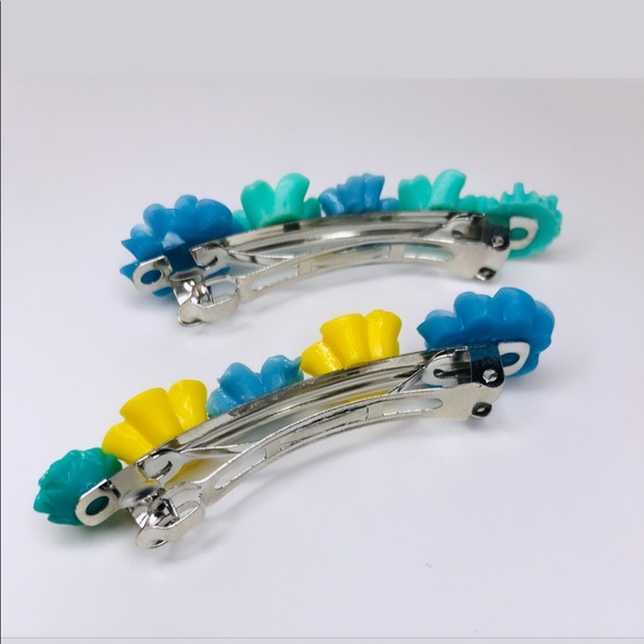 ♡ 2 for 20$ ♡ Blue Floral Hair Clips - Picture 5 of 6